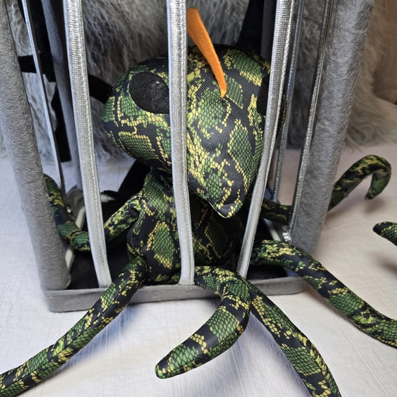 Chasing Fireflies Kids Alien Cage Costume - Size 12-14 - Picture 15 of 16